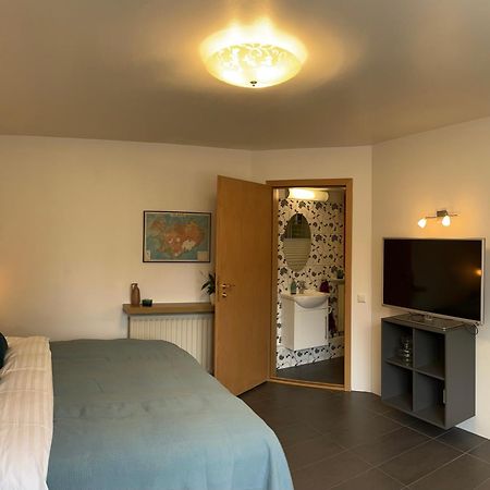 Reykjavik City Center - Privat Studio Apartment Екстериор снимка
